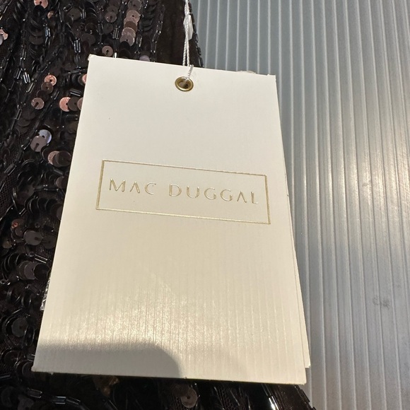 (365) ❤️ BNWT MAG DUGGAL SEQUINED SWEETHEART LONG SLEEVE GOWN 5379 - Picture 6 of 7